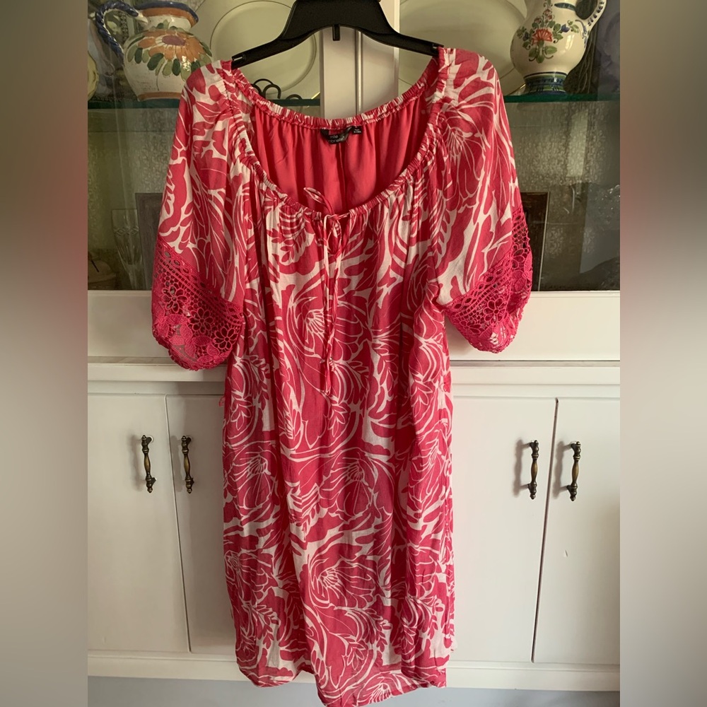 NWOT Mlle Gabrielle Pink & White Floral Dress Caftan xl
